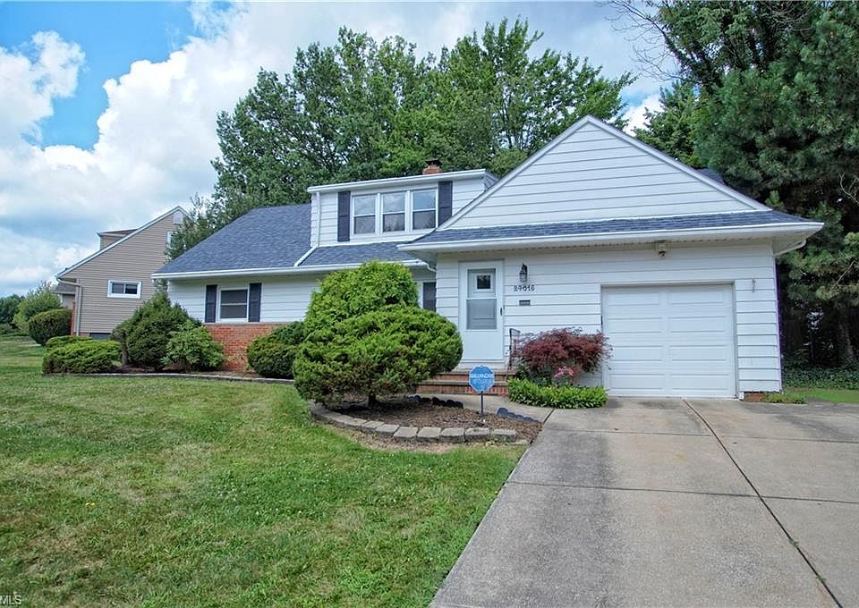 1st image of 24015 Glenhill Dr