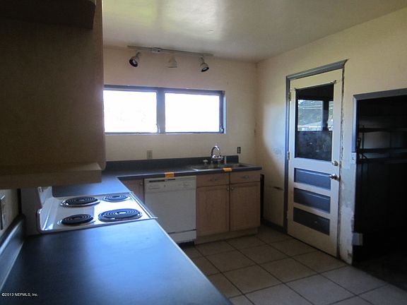 2nd image of 6606 Larne Ave