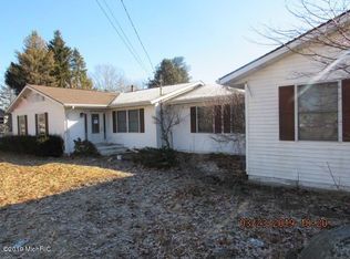 11907 Oakland Dr, Schoolcraft, MI 49087