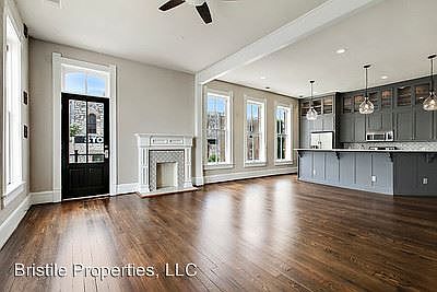 4th image of 202 N Lbj Dr #202 N.