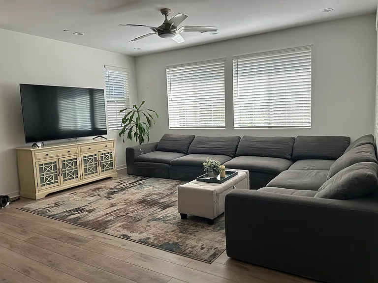 9020 Hightail Dr — Photo 2