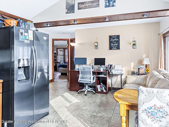 5th image of 6732 Kingdon Ave