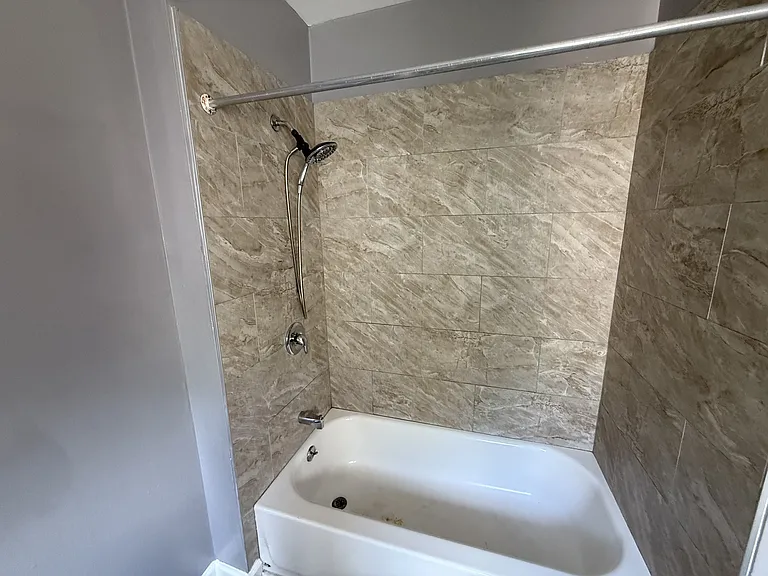 537 Newton Ave — Photo 6