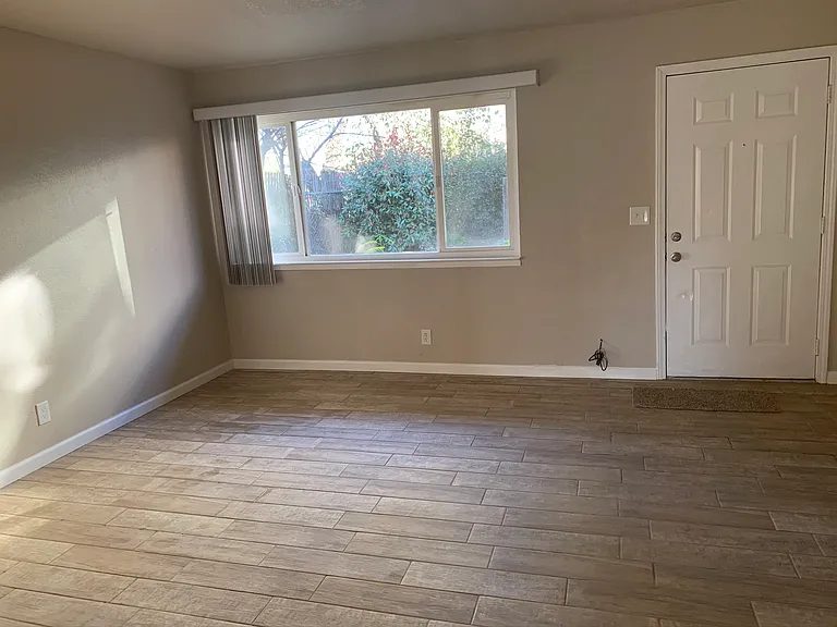 10281 Mills Station Rd #12 — Photo 10