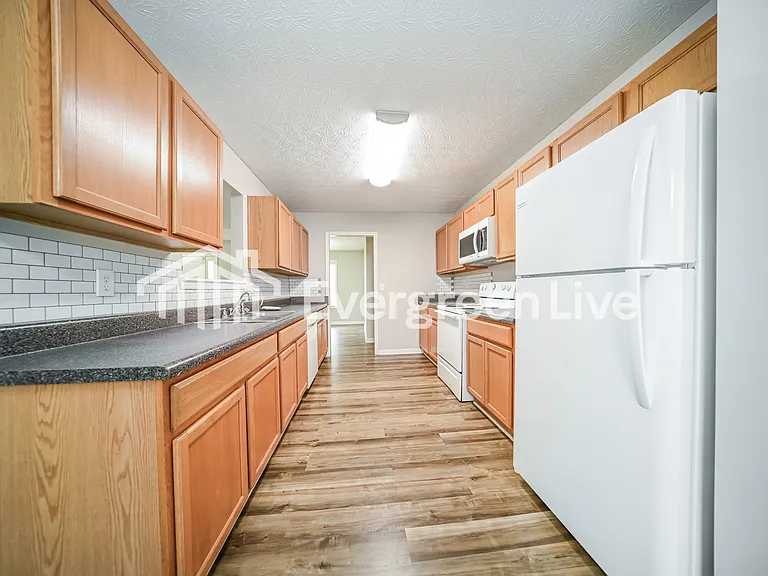 395 Arthurs Ln — Photo 5