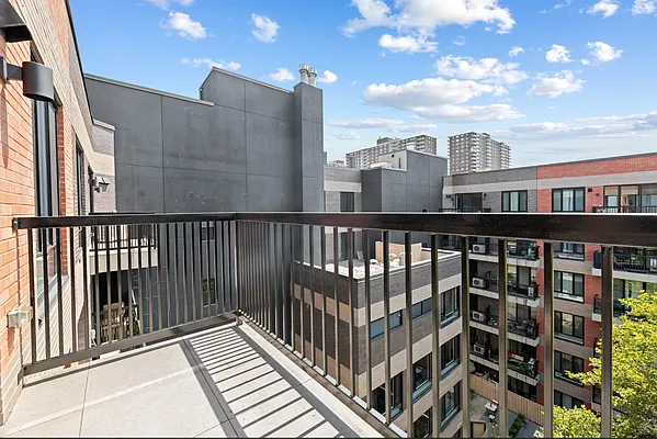 Rented by REAL New York | media 22