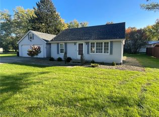 5114 Brunswick Dr, Vienna, OH 44473