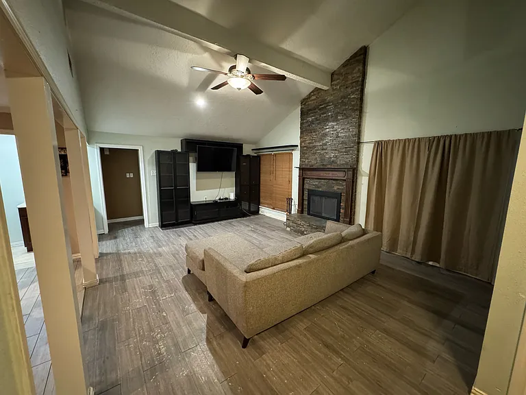 13115 Ravensway Dr — Photo 3