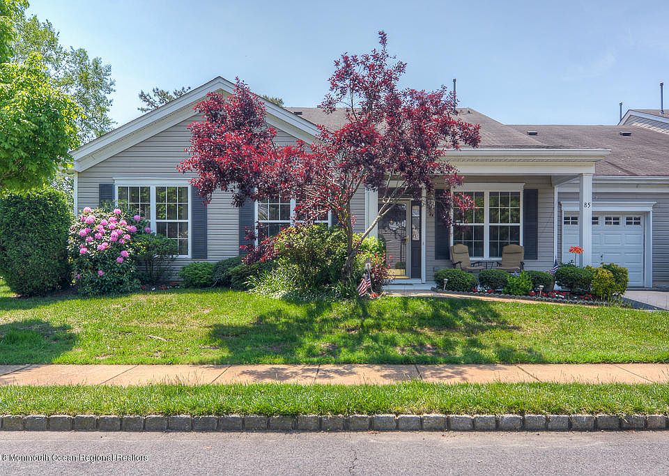 1st image of 85 Greenlawns Dr
