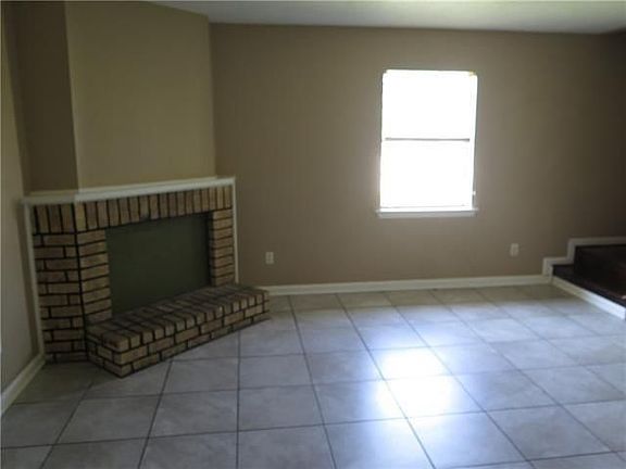 3rd image of 8030 Lacombe St
