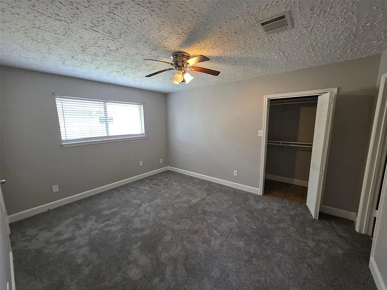 22543 Market Square Ln — Photo 11
