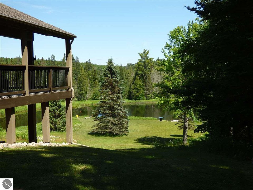 1st image of 9219 Pinegrove Ln