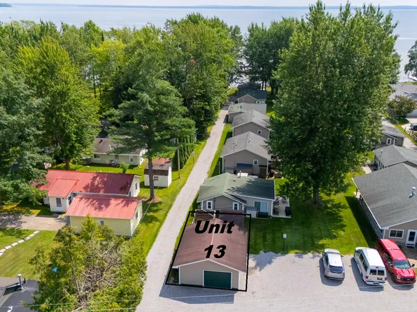 7571 E Houghton Lake Dr, Houghton Lake, MI 48629
