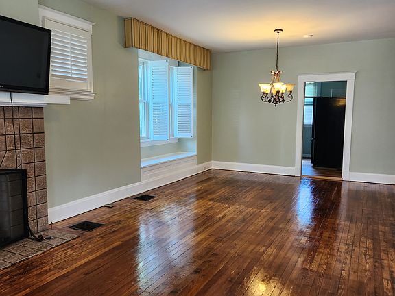 3rd image of 103 Joyce Ave