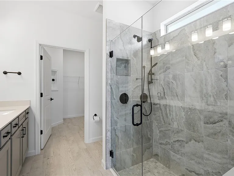 1331 Haven Cir — Photo 14