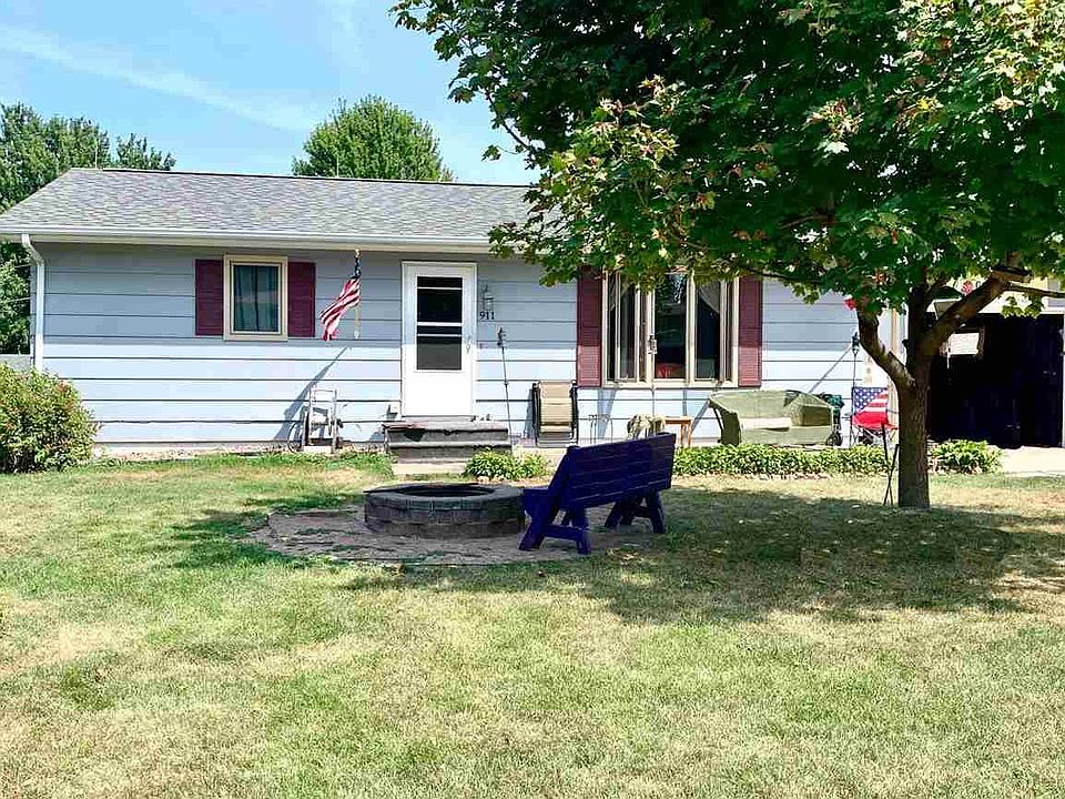 1st image of 911 Terry Dr