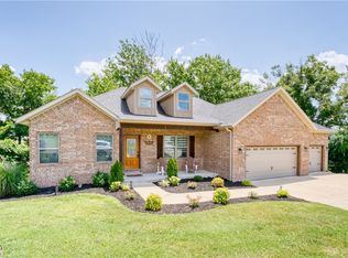 1417 Lee St, Pea Ridge, AR 72751
