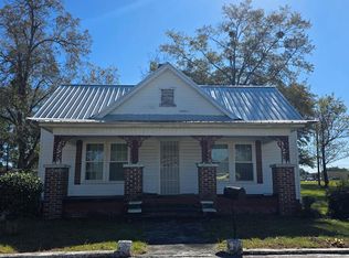 407 E Lemon St, Fitzgerald, GA 31750