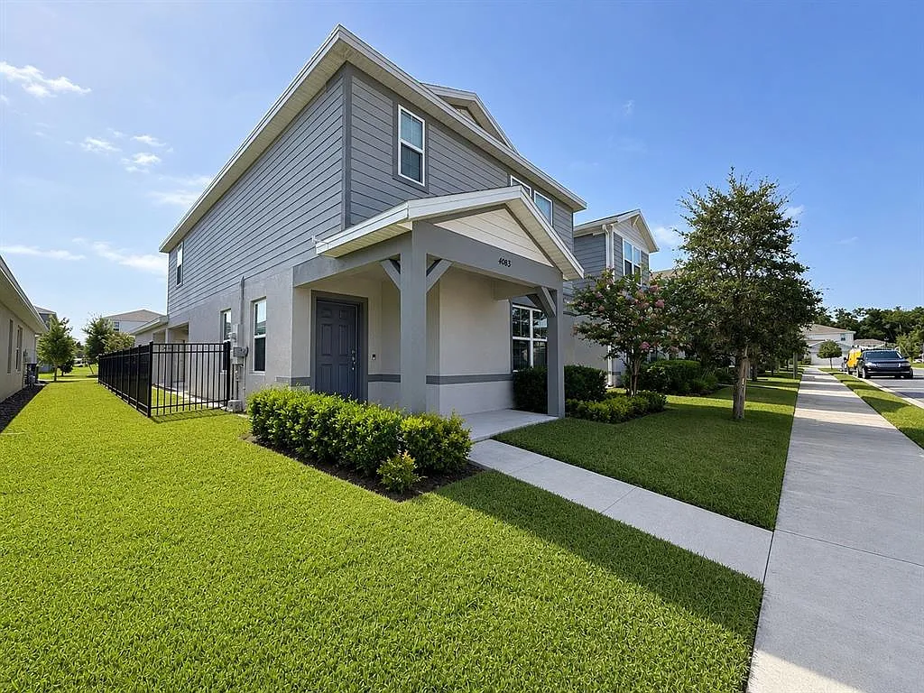 4 bed, 3.0 bath, 2064 sqft, $3,100 — Photo 2