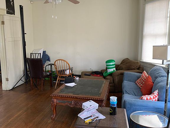 3rd image of 2133 Broadway St