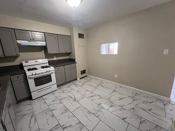 2nd image of 1512 Flower St #A