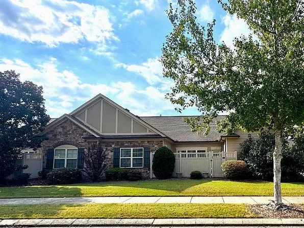 1617 Sedgefield Dr, Ooltewah, TN 37363