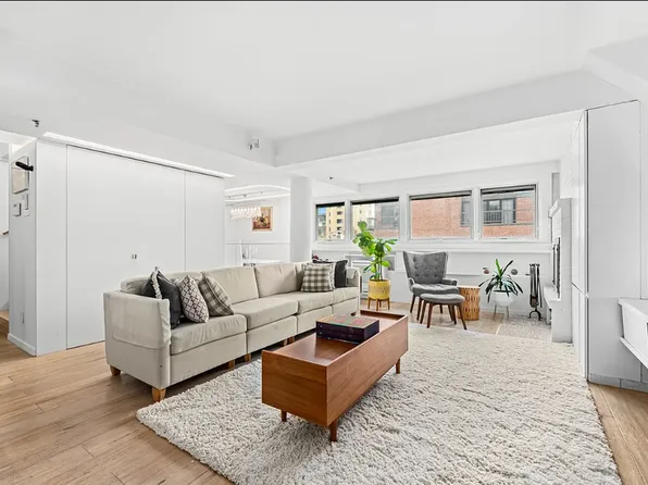 357 West 12th Street image 1 of 11