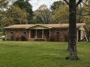 1704 W Main St, Atkins, AR 72823