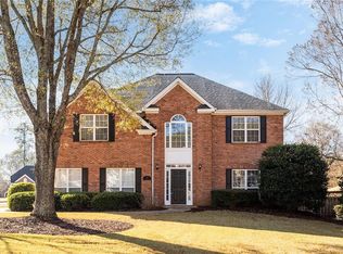 105 Ashbrook Ln, Roswell, GA 30075