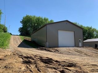 110 Primrose Ln, Montezuma, IA 50171