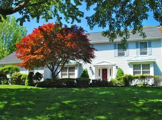 12 Shire Way, Middletown, NJ 07748