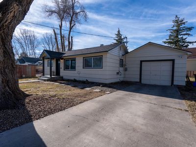 135 NW 10th St, Redmond, OR, 97756