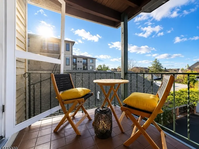 26 W Price St #1 — Photo 9