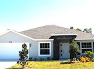 1819 SW Dalmatian Ave, Port Saint Lucie, FL 34953