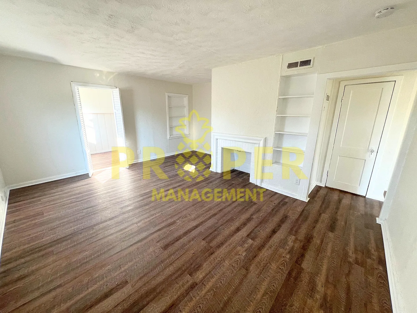 2 bedrooms 1 bathroom house — Photo 1
