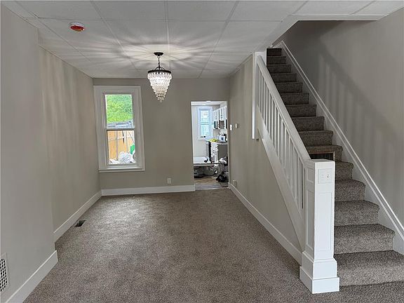 4th image of 512 1/2 N Wyoming St