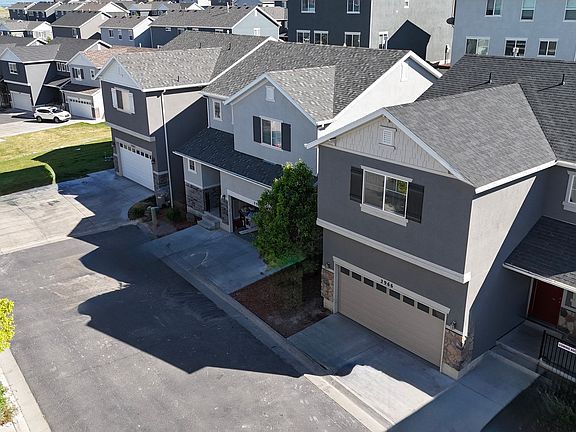 2nd image of 2966 S Willow Ln