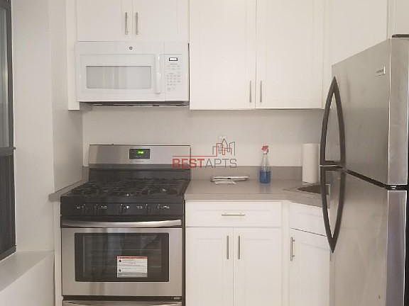 2nd image of 401 E 91st St APT 1