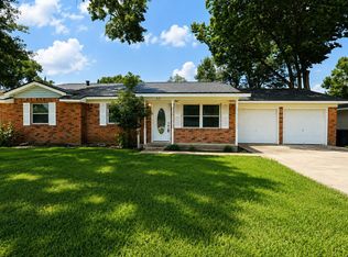 315 N 33rd St, Nederland, TX 77627