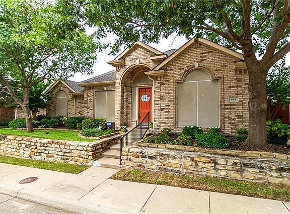 2nd image of 664 Danielle Ct