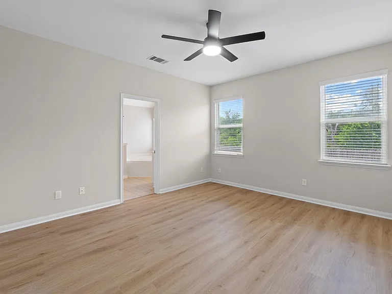 148 Isabel Ln — Photo 18