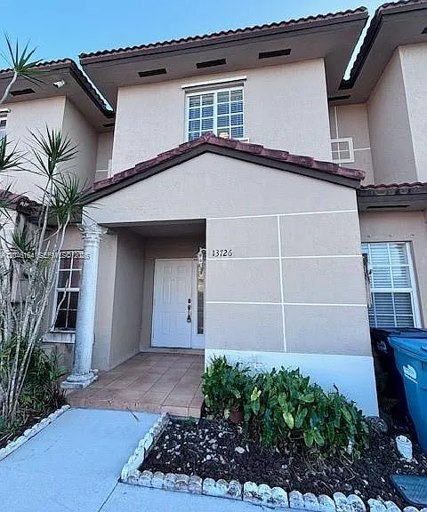 13726 SW 171st Ln — Photo 2