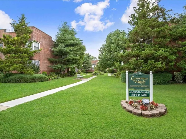 284 Central Avenue #C4, Lawrence, NY 11559