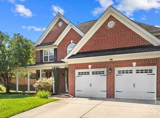 151 Winter Flake Dr, Statesville, NC 28677