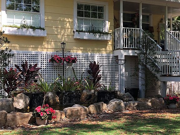 2nd image of 70 Palm Dr