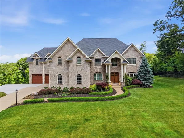 103 Silver Pines Dr, Gibsonia, PA 15044