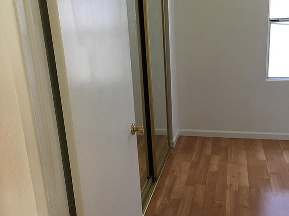 2nd image of 217 Ohio St