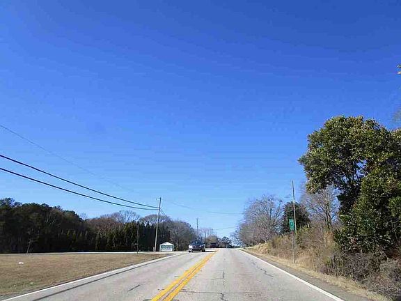 5th image of 46 Russell Braden Rd