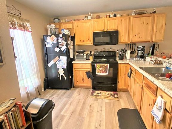 3rd image of 302 Saint Andrews St APT 104I
