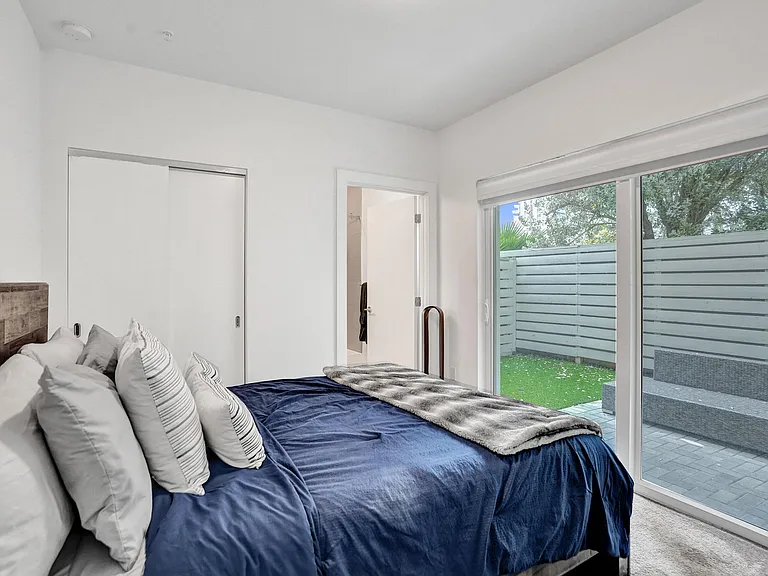1347 N Ocean Blvd — Photo 7